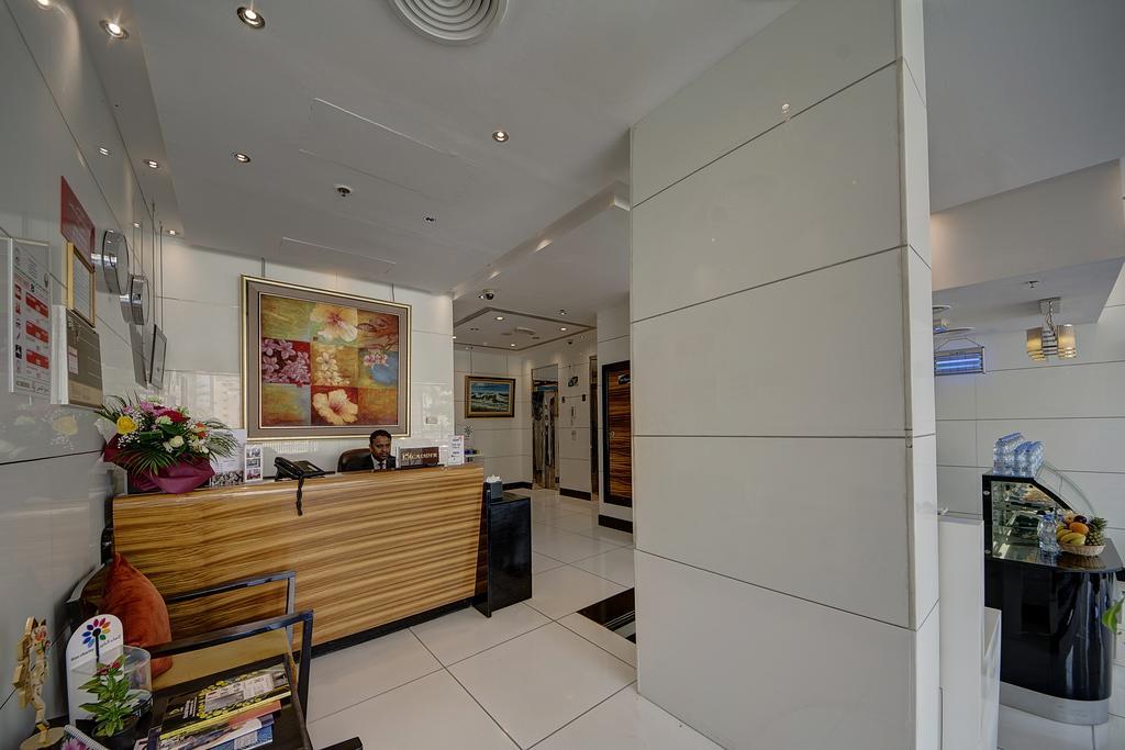 Rayan Hotel Corniche Шарджа Екстериор снимка