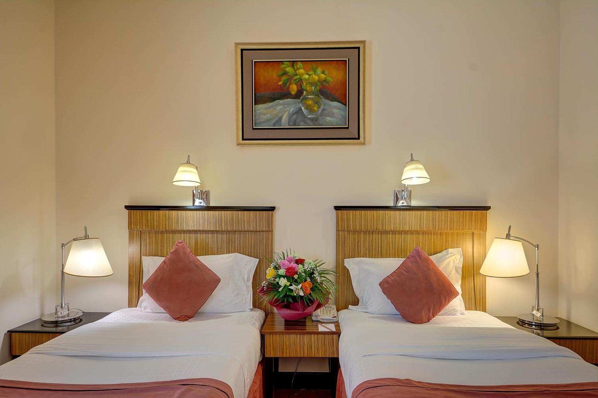 Rayan Hotel Corniche Шарджа Екстериор снимка